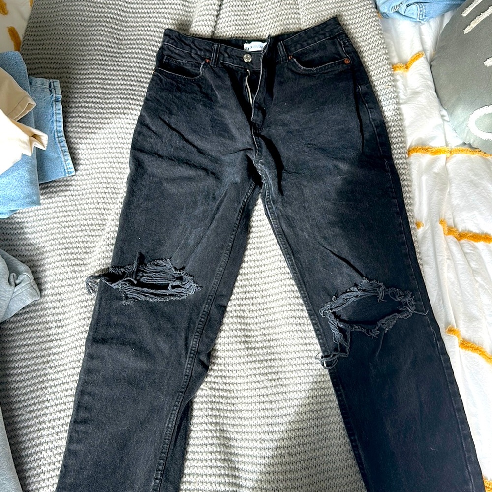 Black zara ripped jeans
